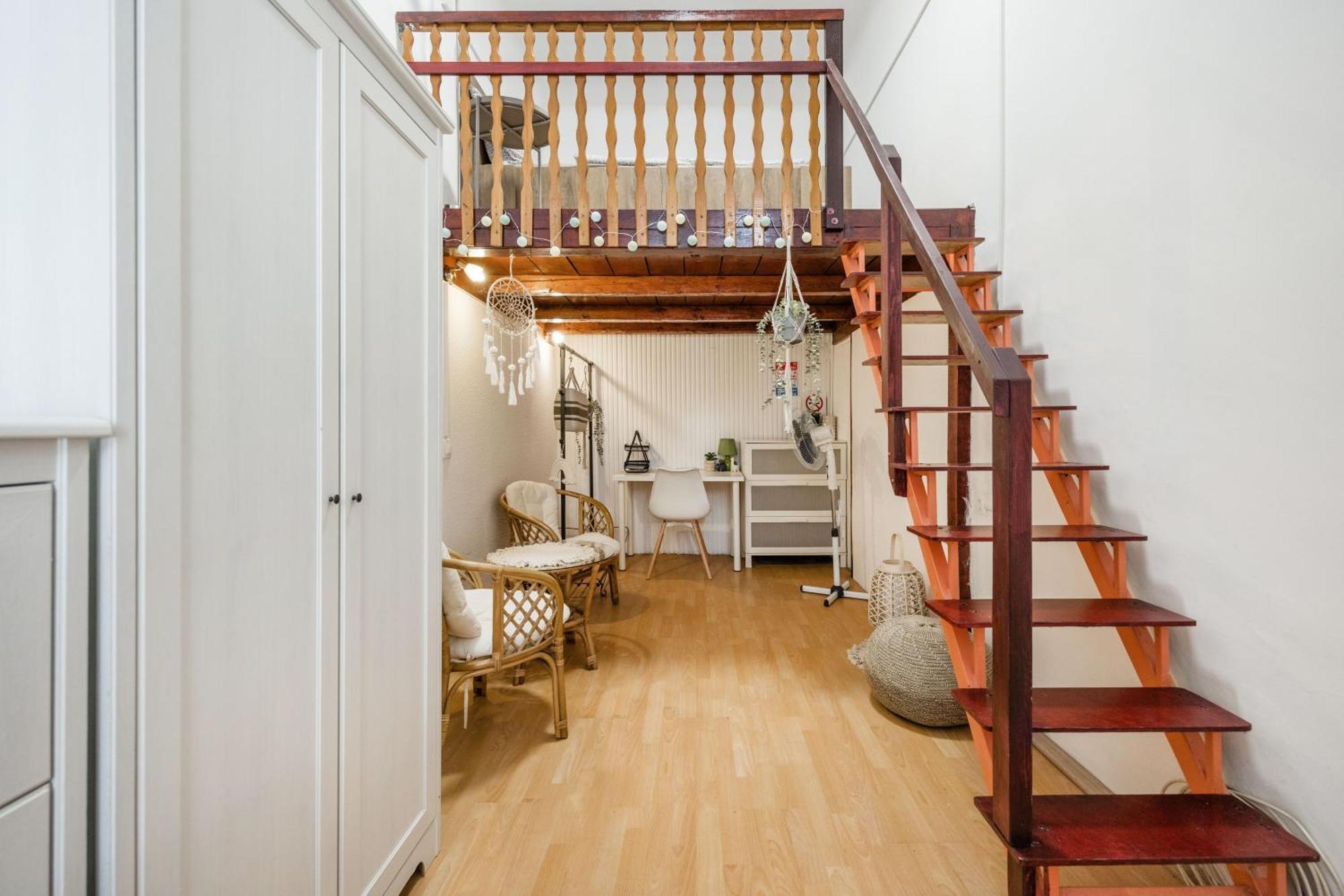 Brody Apartment *